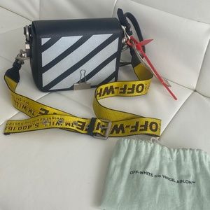 OFF WHITE C/O VIRGIL ABLOH DIAGONAL BINDER CLIP BAG